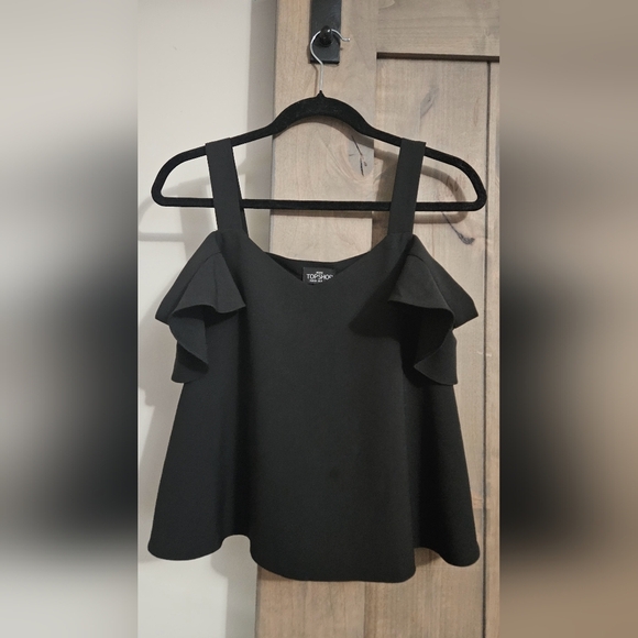 TOPSHOP Black off the shoulder top. Size 8 - Picture 7 of 13